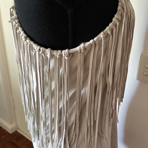 Zara Trafaluc Party Top Suede Off White Fringe Haltered Medium Pre Owned EC - Picture 9 of 13